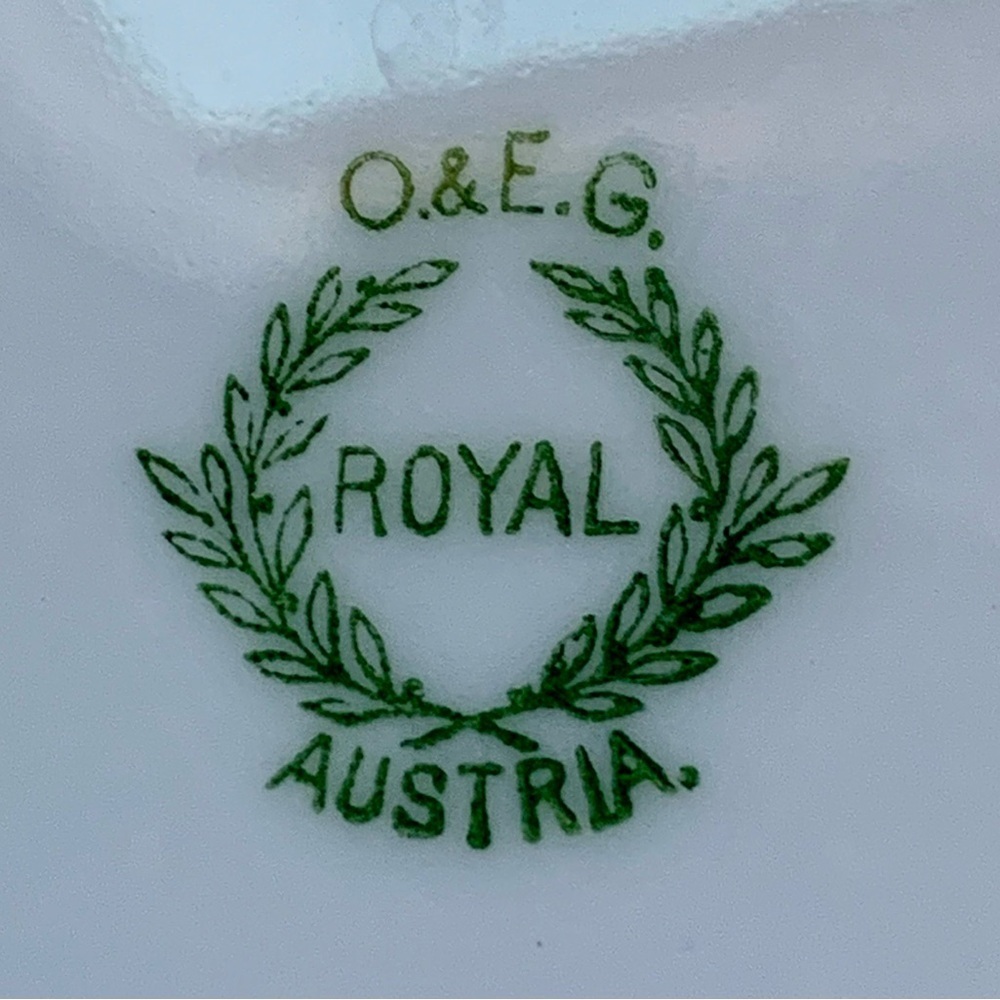 Oeg royal austria Hand Painted Plate Victorian Style 8” - Picture 8 of 14